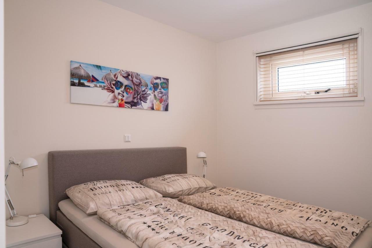 Santvort Luxury Apartment With Private Parking 잔드보르트 외부 사진